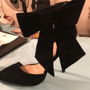 Fabulous Black Big Bow slanted front Heels